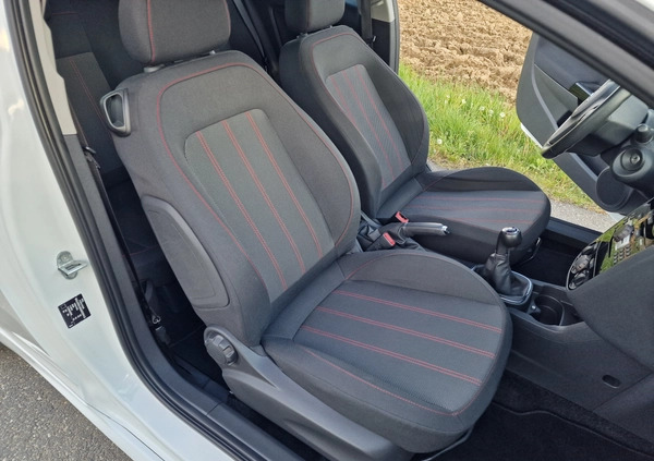 Opel Corsa cena 16900 przebieg: 161700, rok produkcji 2009 z Cieszyn małe 172